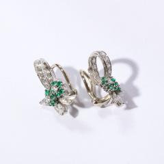 Raymond C Yard Raymond Yard Platinum Diamond Emerald Earrings - 2909701