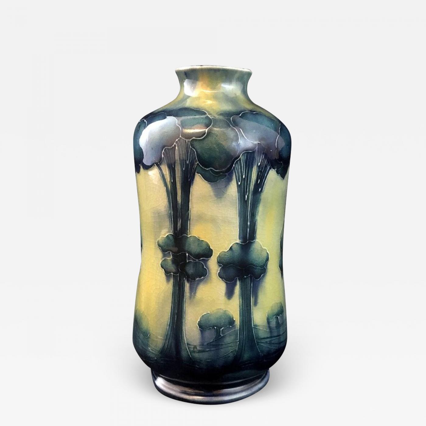 Moorcroft Pottery William Moorcroft Vase