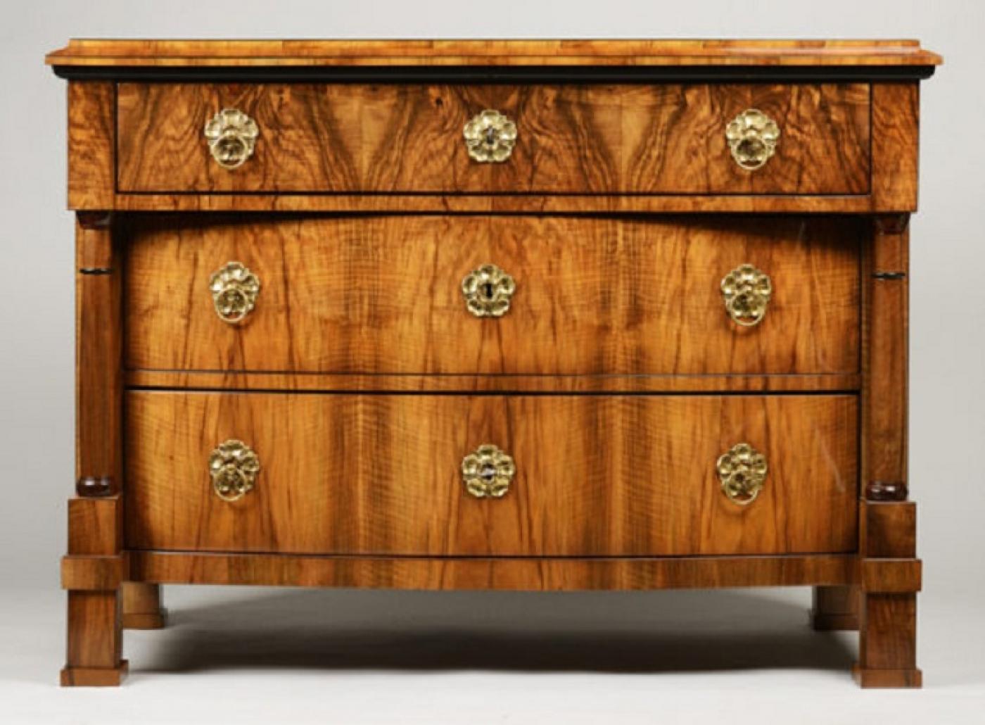 Buffet Biedermeier en Bois de Cerisier Élégant de Retroles - Fabricant de Meubles en Bois Massif sur Mesure - Canada