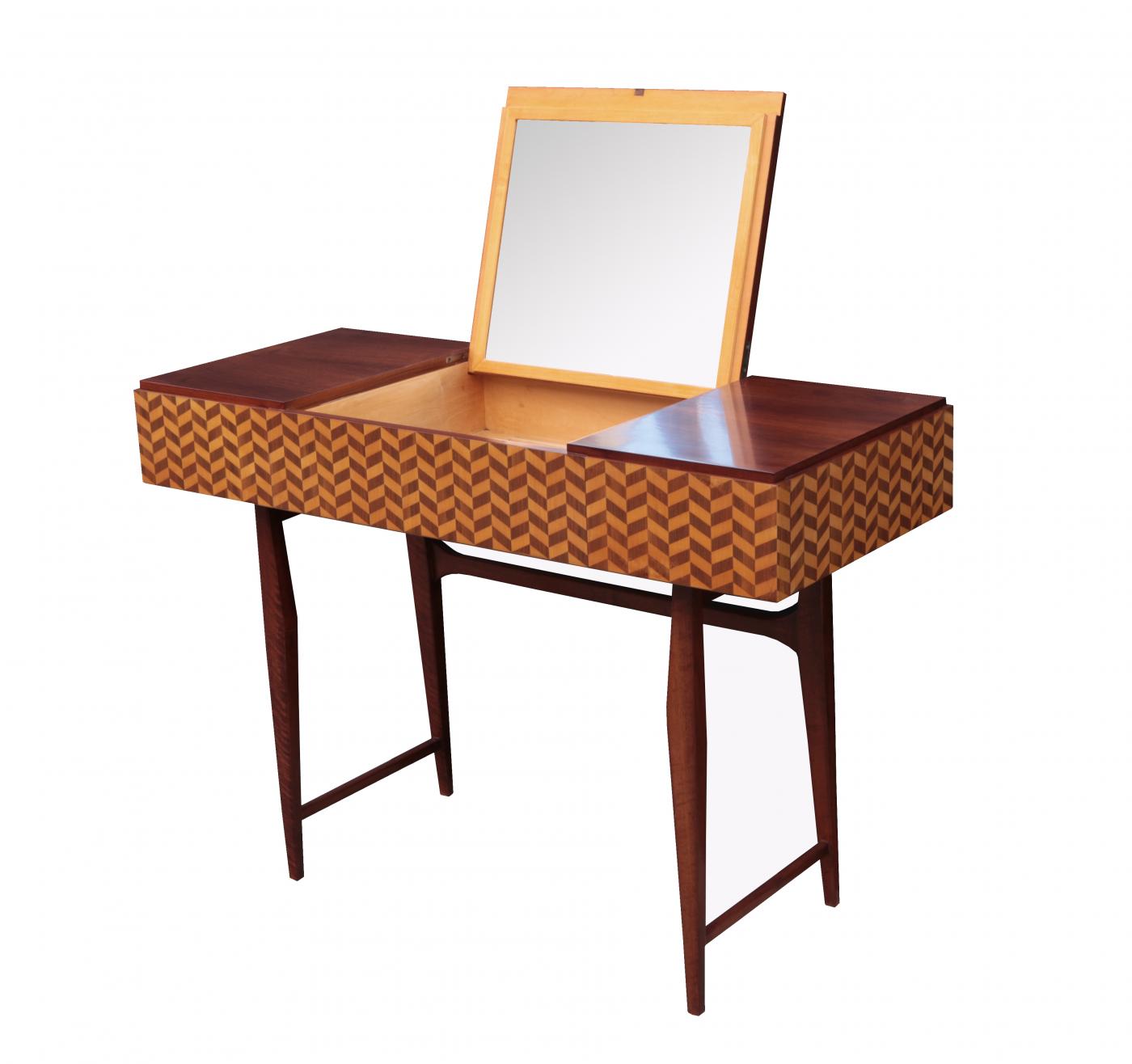 Fine Mid Century Italian Vanity Table