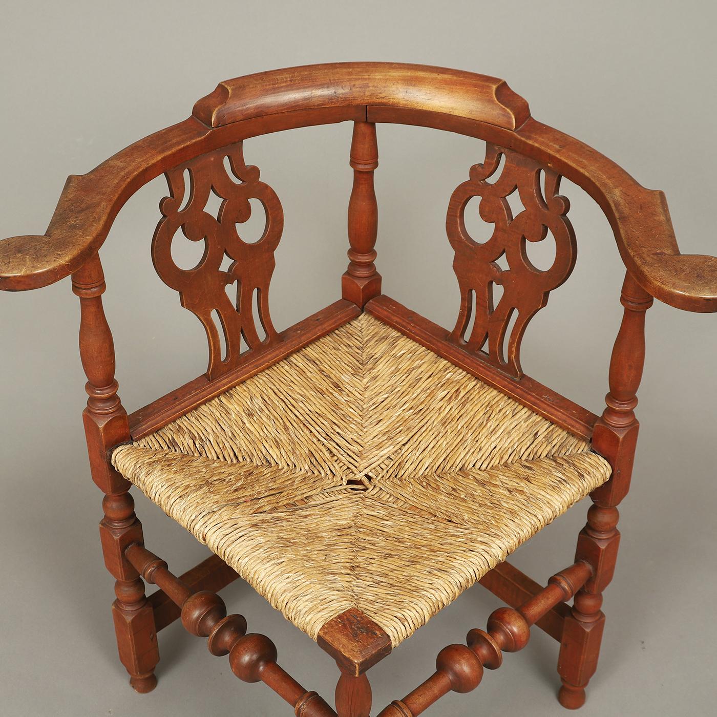 QUEEN ANNE CORNER CHAIR